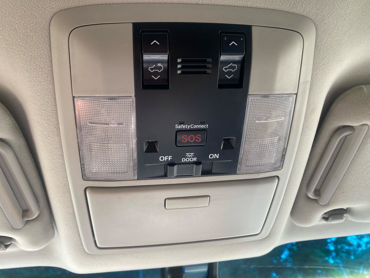 Used 2019 Lexus GX 460 Premium AWD/4WD image 25