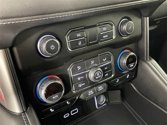 Used 2021 Chevrolet Tahoe LT w/ LT Signature Package image 9