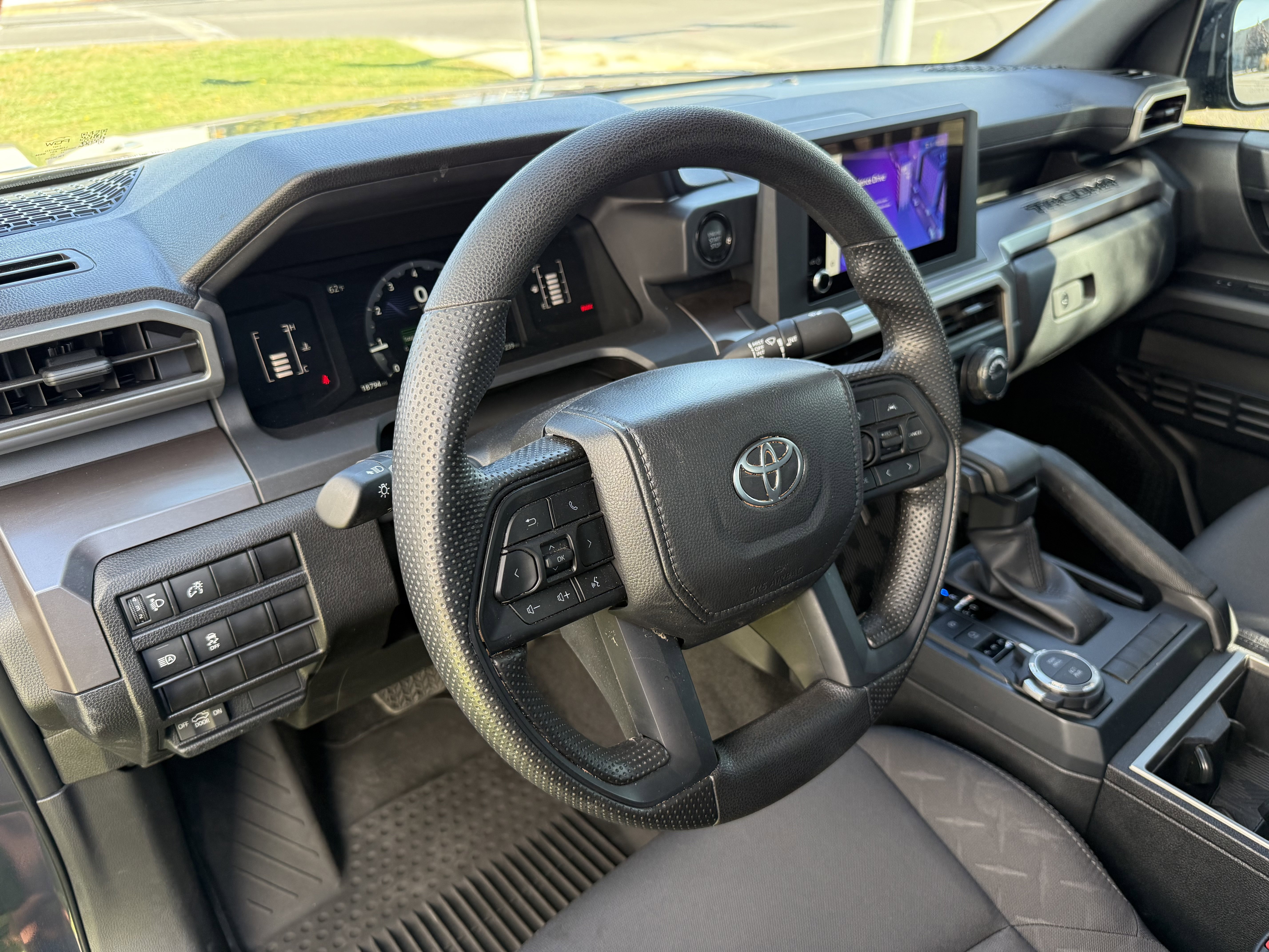 Used 2024 Toyota Tacoma SR5 image 11