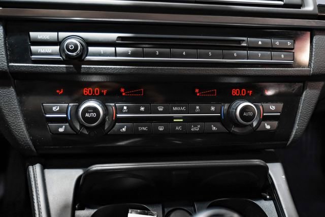 Used 2015 BMW M5 image 32