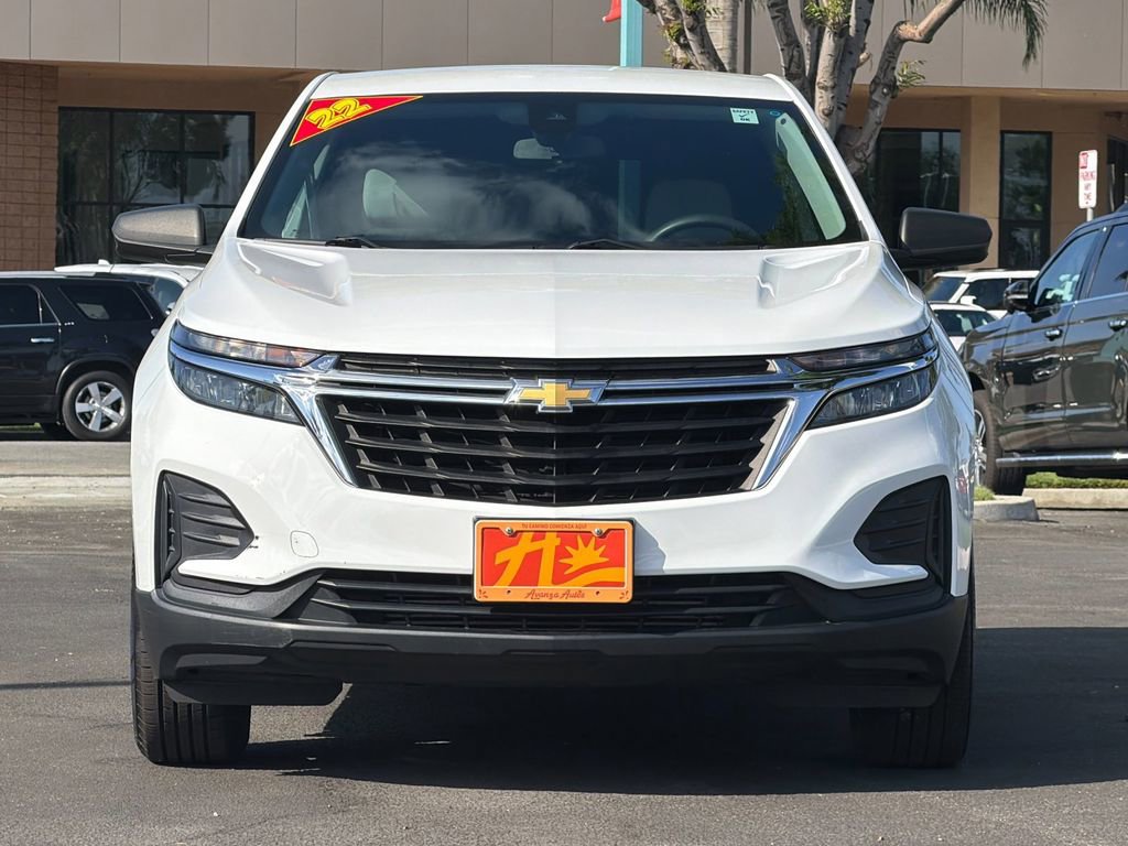 Used 2022 Chevrolet Equinox LS w/ LPO, Floor Liner Package AWD/4WD image 8