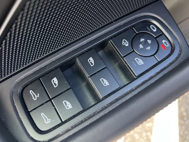 Used 2023 Porsche Panamera Turbo S image 17