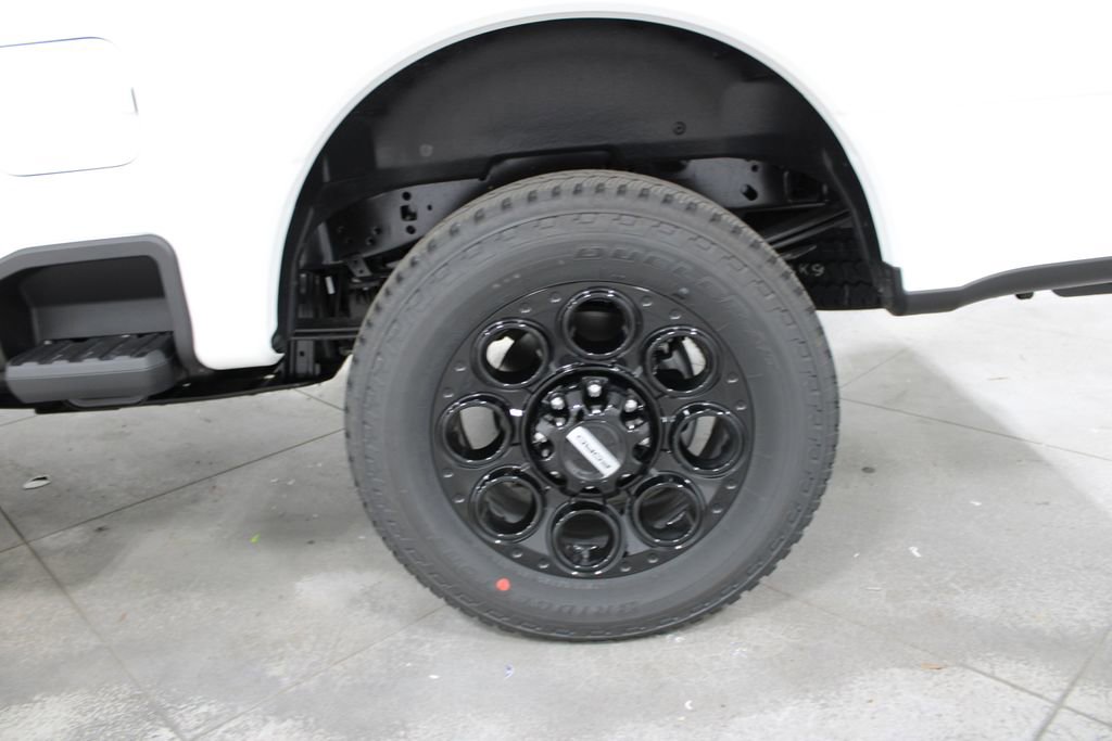 New 2026 Ford F250 Lariat w/ Black Appearance Package image 42