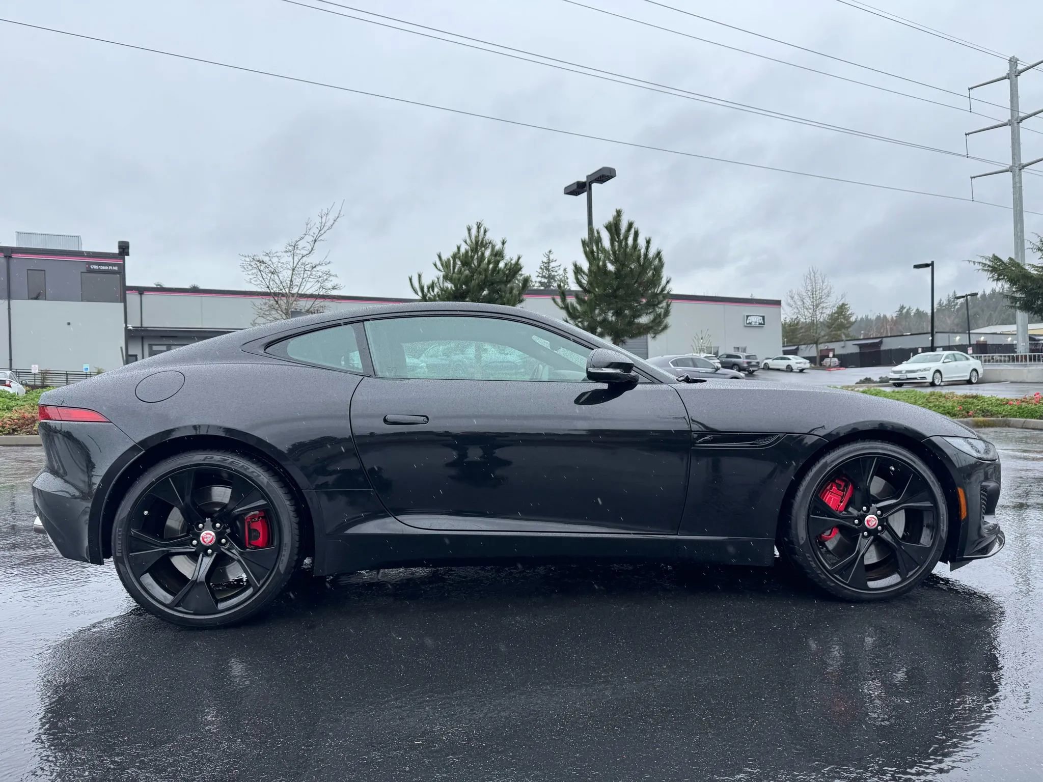 Used 2023 Jaguar F-TYPE Coupe image 12