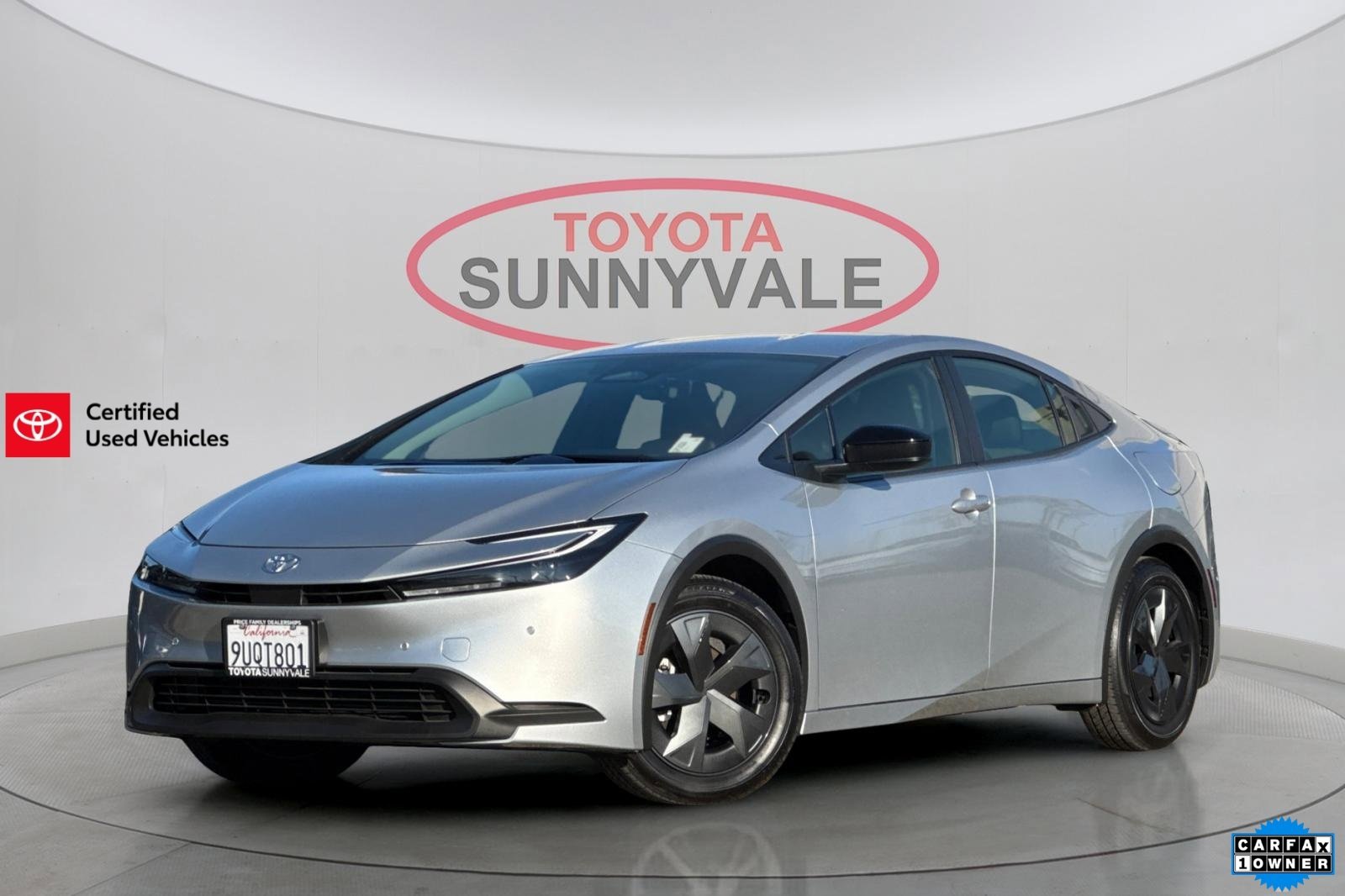 Certified 2025 Toyota Prius LE image 1