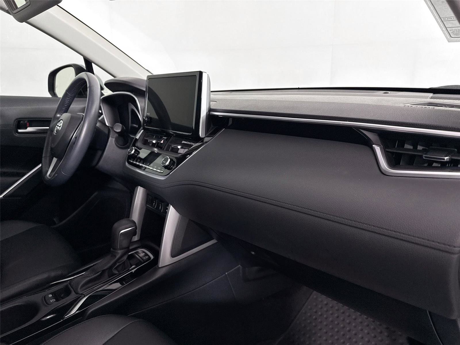 Certified 2023 Toyota Corolla Cross XLE w/ Convenience Package image 44