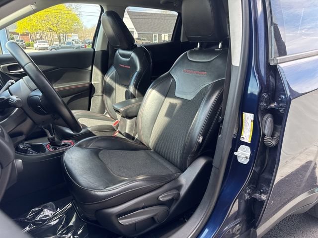 Used 2019 Jeep Compass Trailhawk AWD/4WD image 10