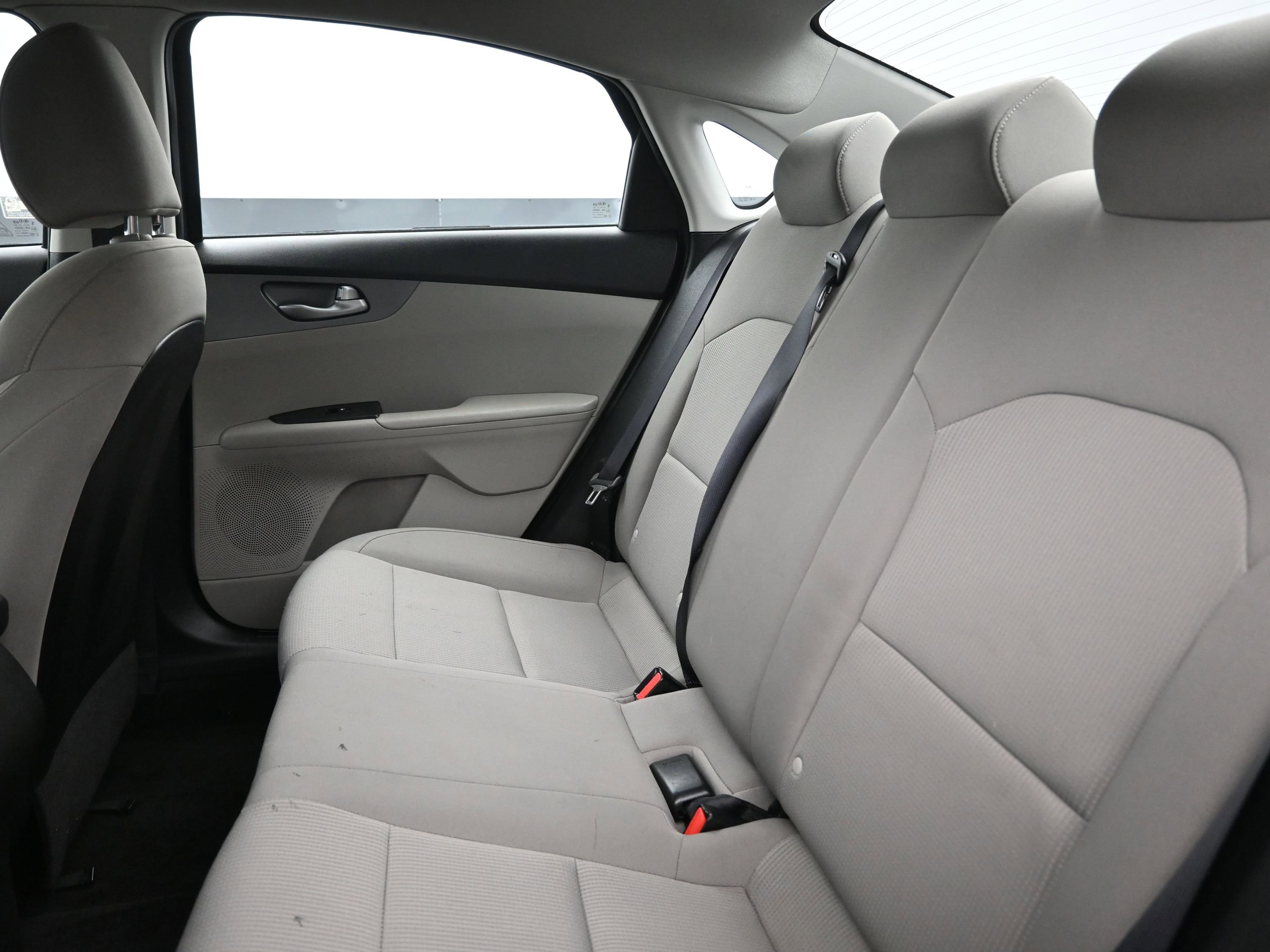 Used 2020 Kia Forte LXS FWD image 22