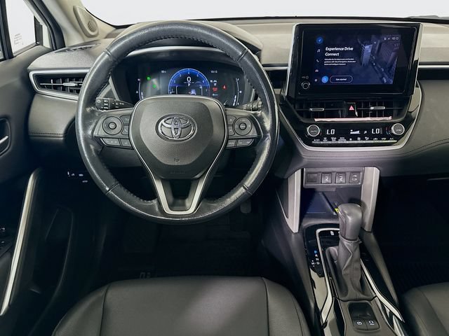 Certified 2023 Toyota Corolla Cross XLE w/ Convenience Package FWD image 25