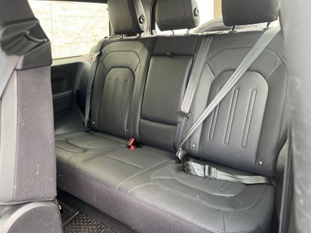 Used 2023 Land Rover Defender 90 X AWD/4WD image 9