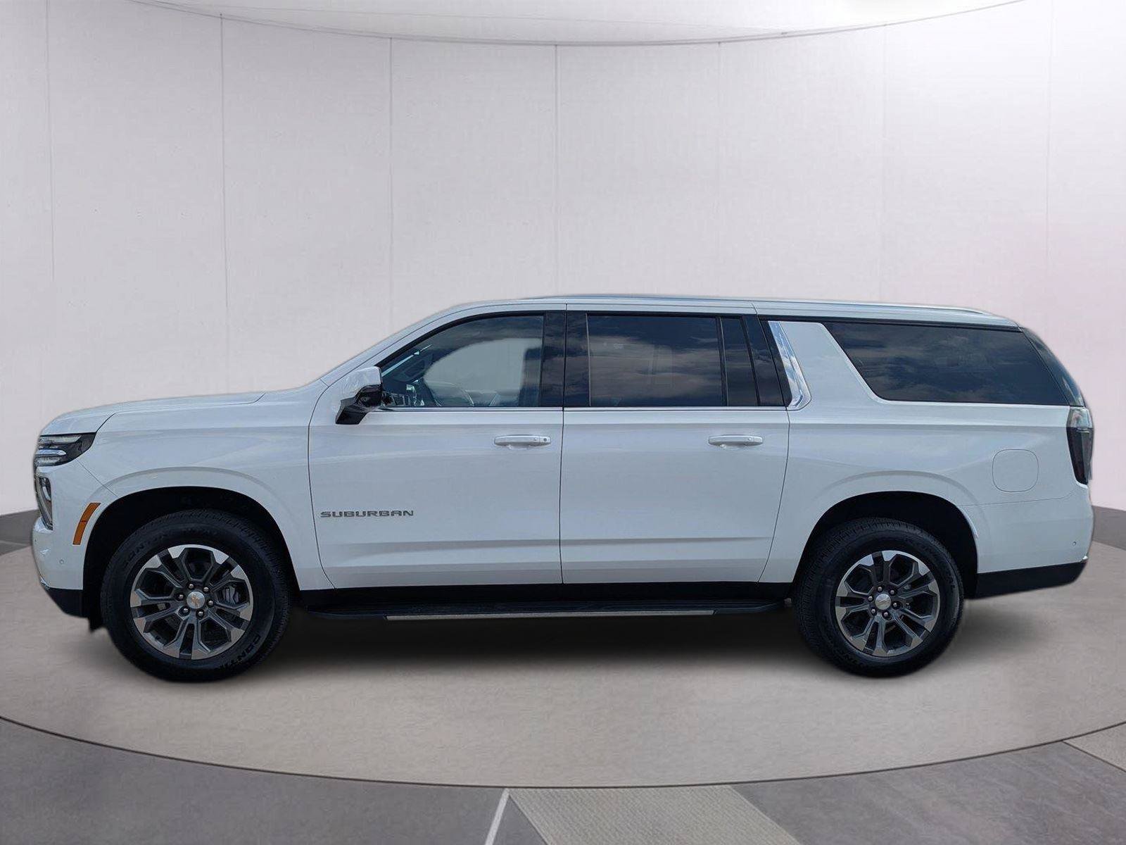 New 2026 Chevrolet Suburban LT w/ Comfort Package RWD image 6