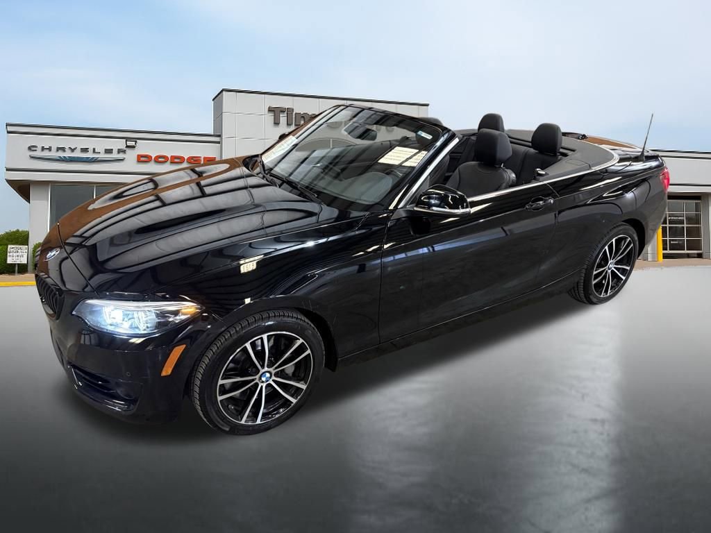 Used 2021 BMW 230i xDrive Convertible w/ Premium Package image 17