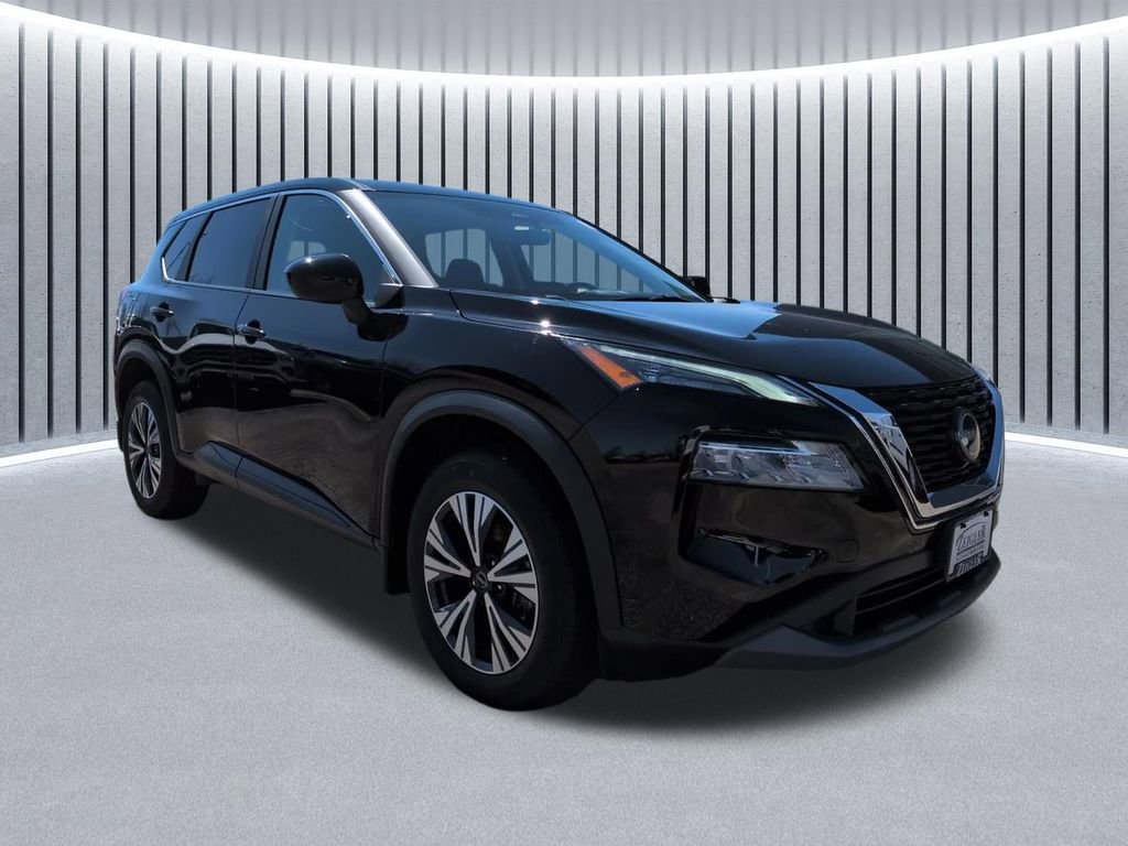 Used 2023 Nissan Rogue SV image 1