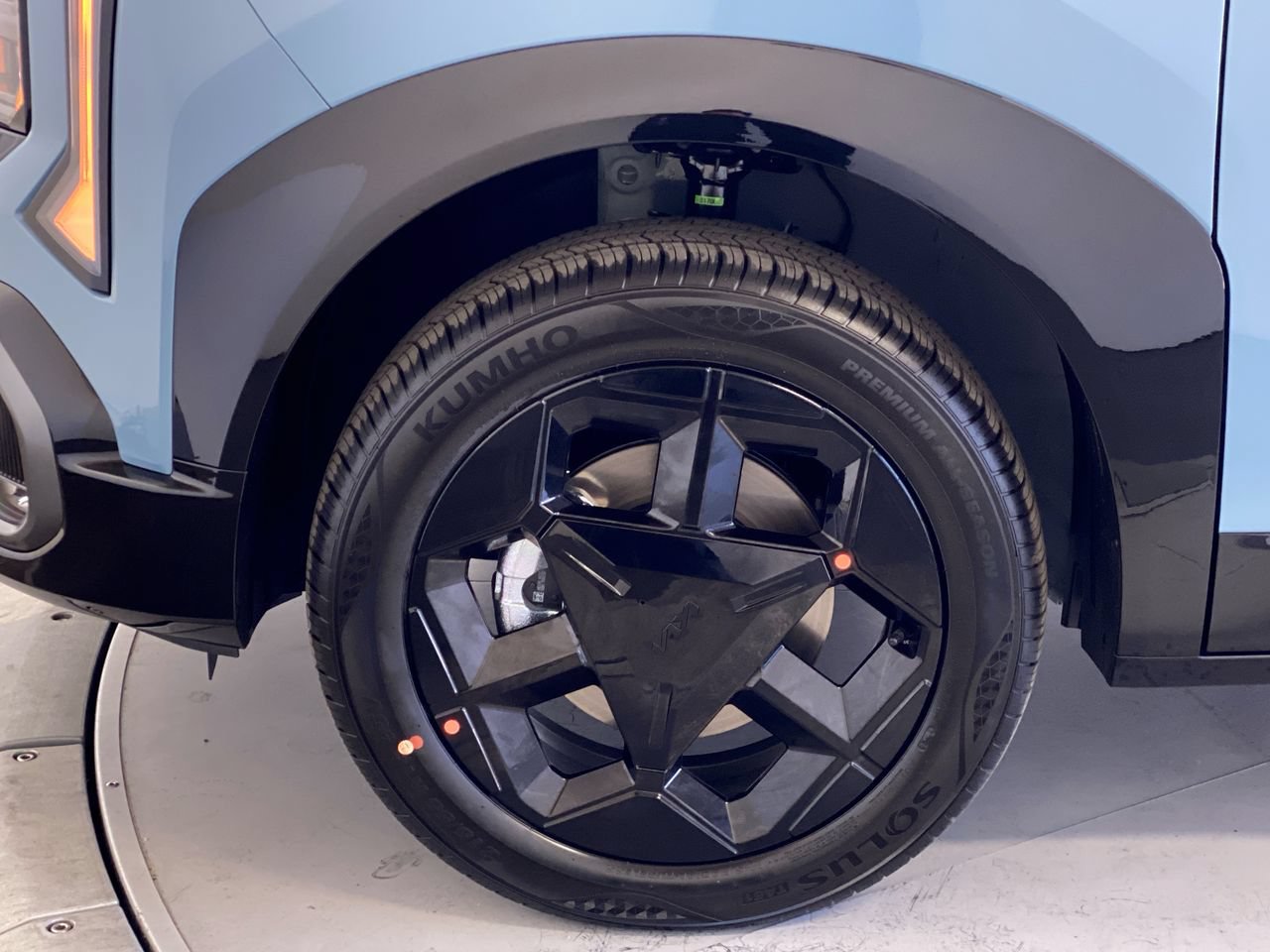 New 2027 Kia Seltos X-Line S w/ X-Line S Premium Package AWD/4WD image 12