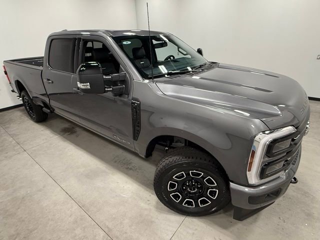 New 2025 Ford F350 Platinum w/ FX4 Off-Road Package image 35
