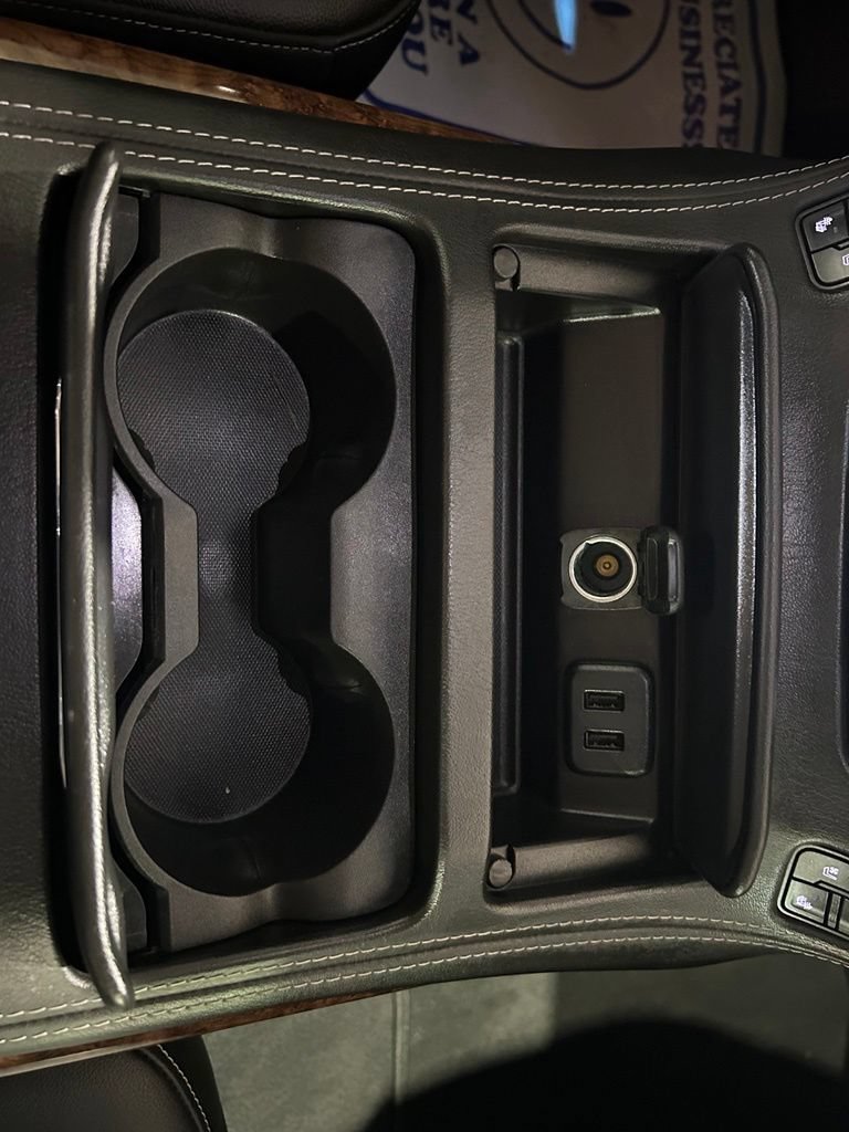 Used 2019 Chevrolet Tahoe Premier AWD/4WD image 34