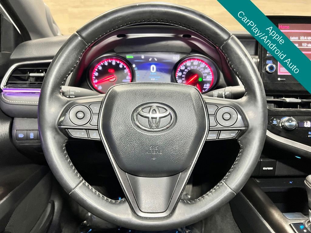 Used 2023 Toyota Camry XSE FWD image 9