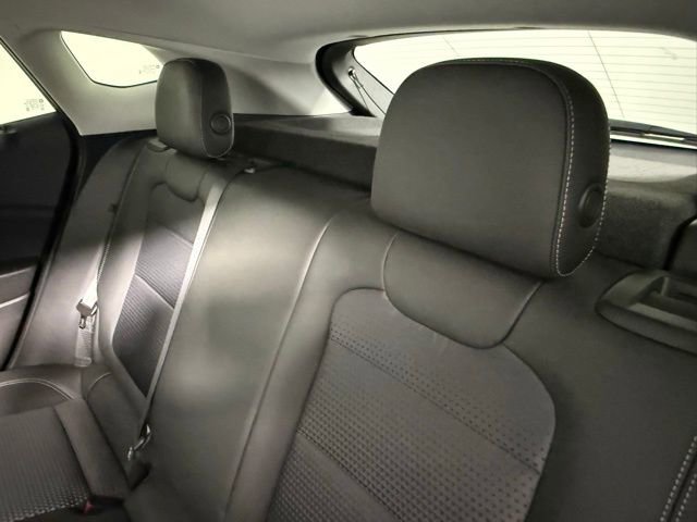 Used 2025 Chevrolet Trax LT w/ LT Convenience Package image 37