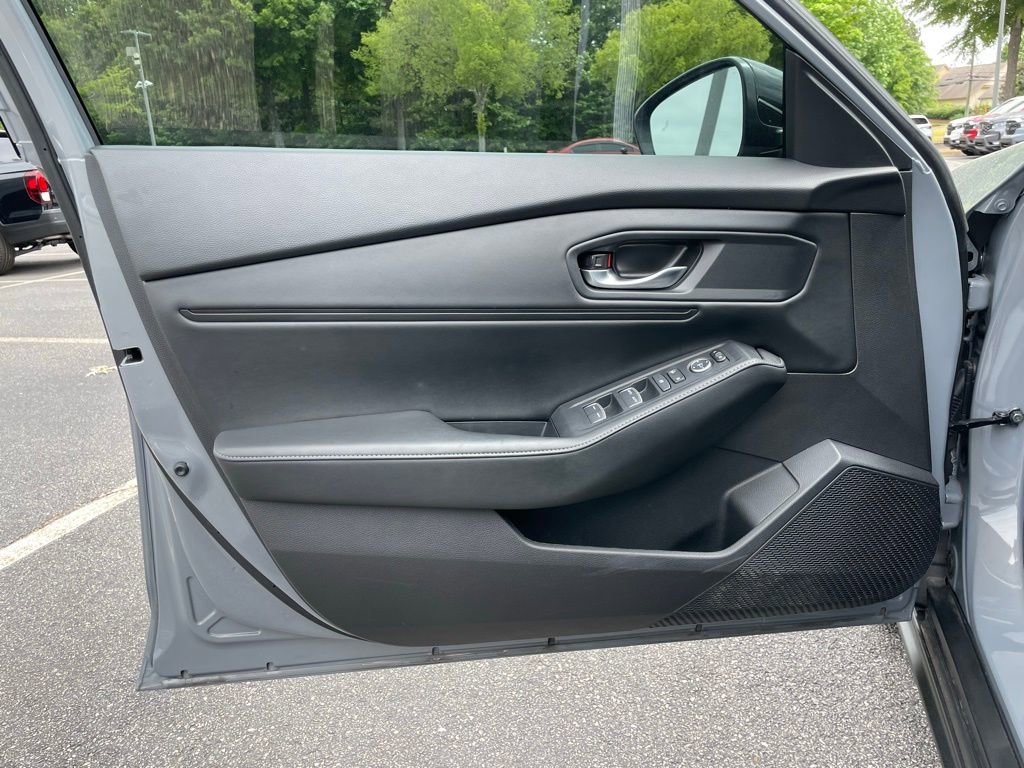 Certified 2025 Honda Accord Sport image 24