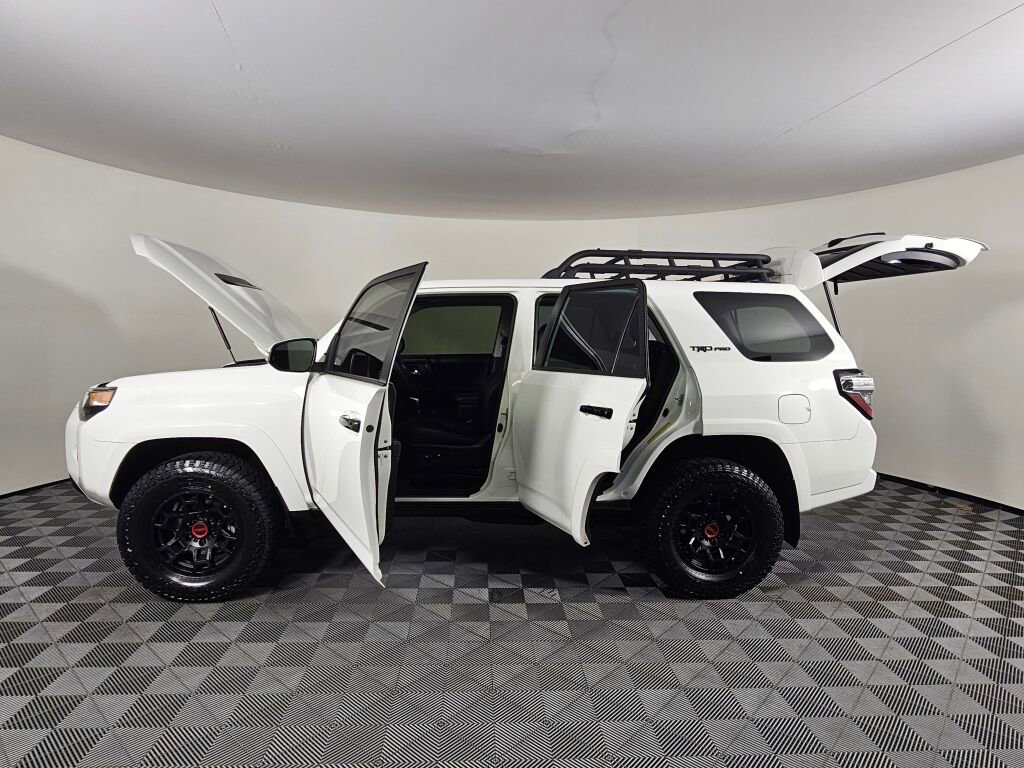 Used 2022 Toyota 4Runner TRD Pro AWD/4WD image 16
