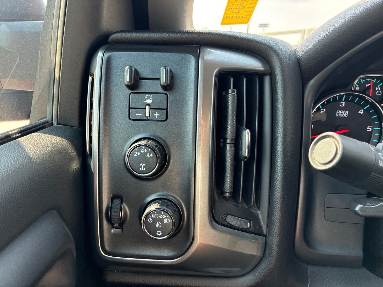 Used 2016 Chevrolet Silverado 2500 LT w/ All Star Edition AWD/4WD image 23