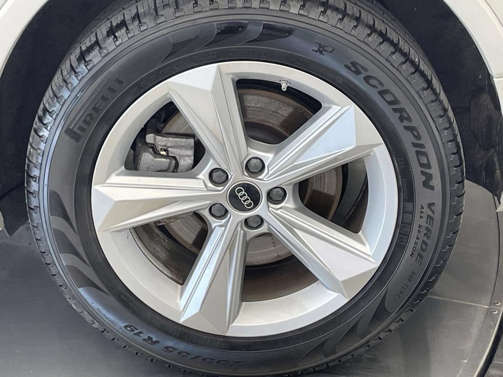 Certified 2023 Audi Q7 3.0T Premium AWD/4WD image 12