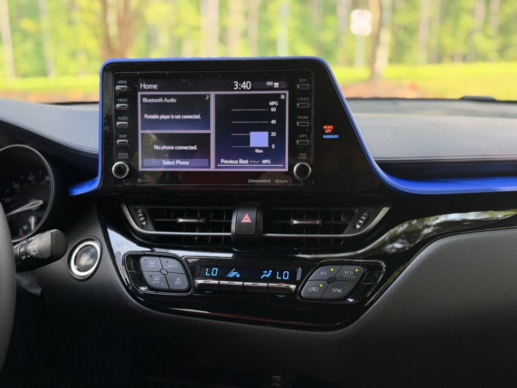 Used 2020 Toyota C-HR XLE FWD image 25