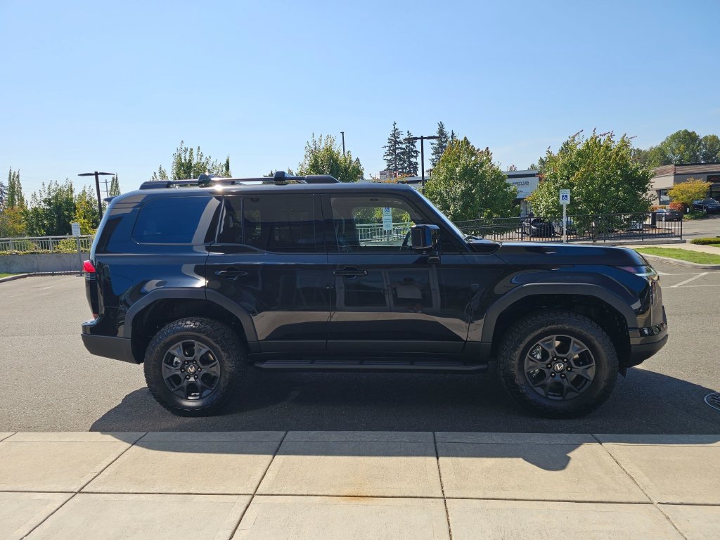 Used 2026 Lexus GX 550 AWD/4WD image 8
