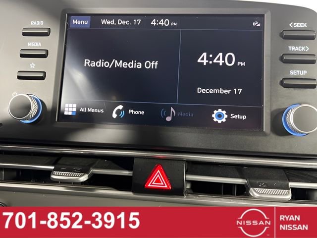 Used 2023 Hyundai Elantra SEL w/ Cargo Package image 18