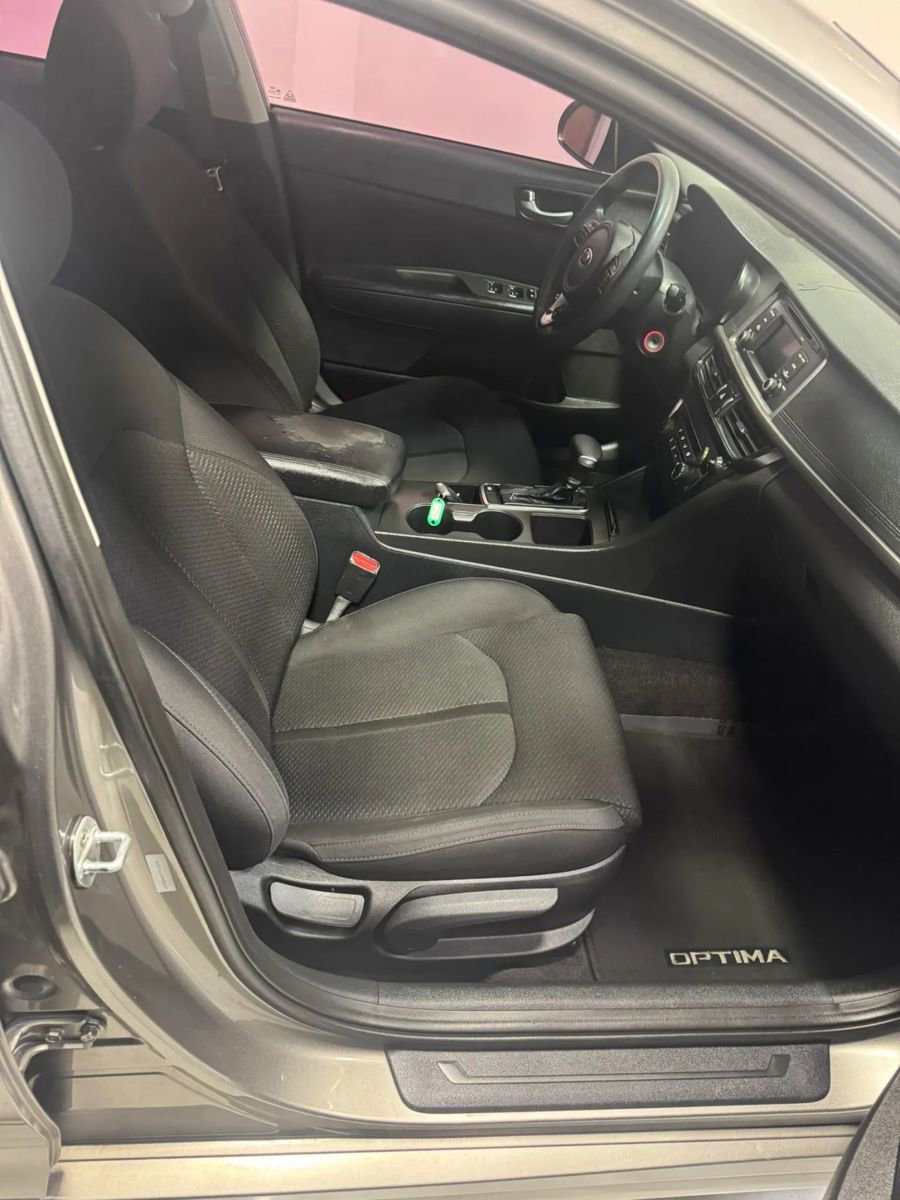 Used 2016 Kia Optima LX FWD image 11