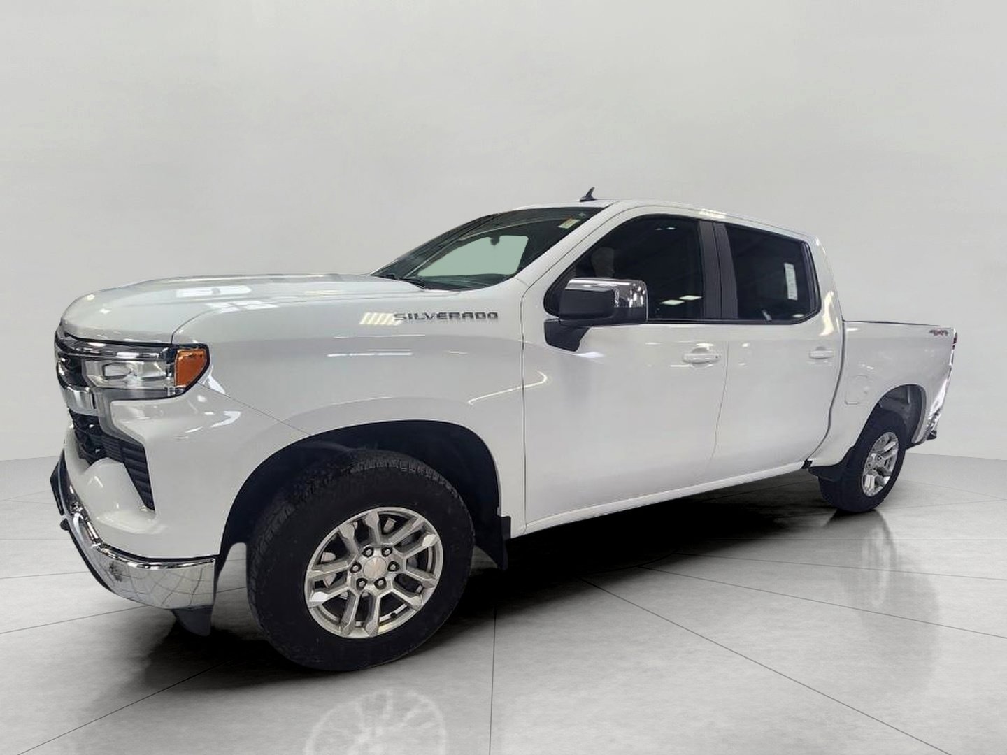 Used 2024 Chevrolet Silverado 1500 LT image 11