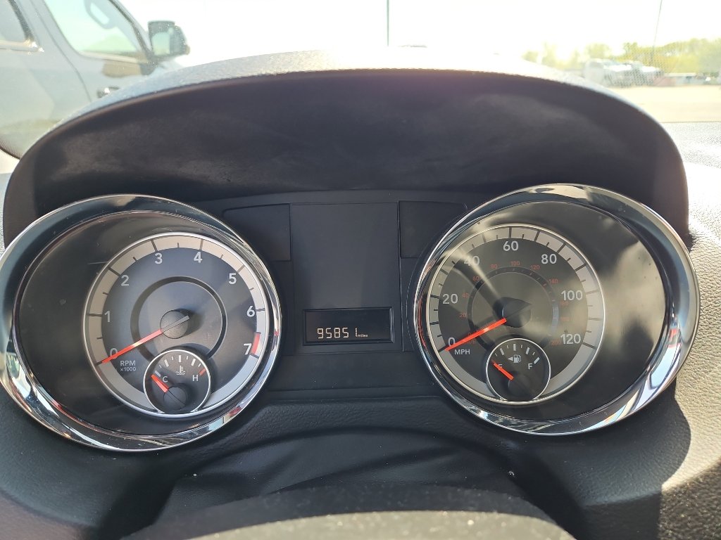 Used 2018 Dodge Grand Caravan SE FWD image 9