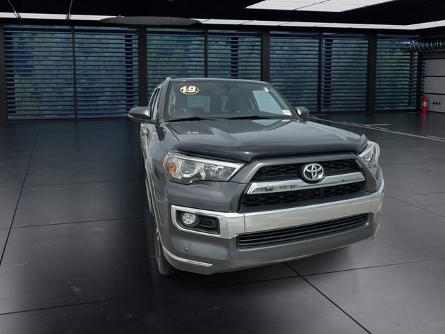 Used 2019 Toyota 4Runner Limited AWD/4WD image 3
