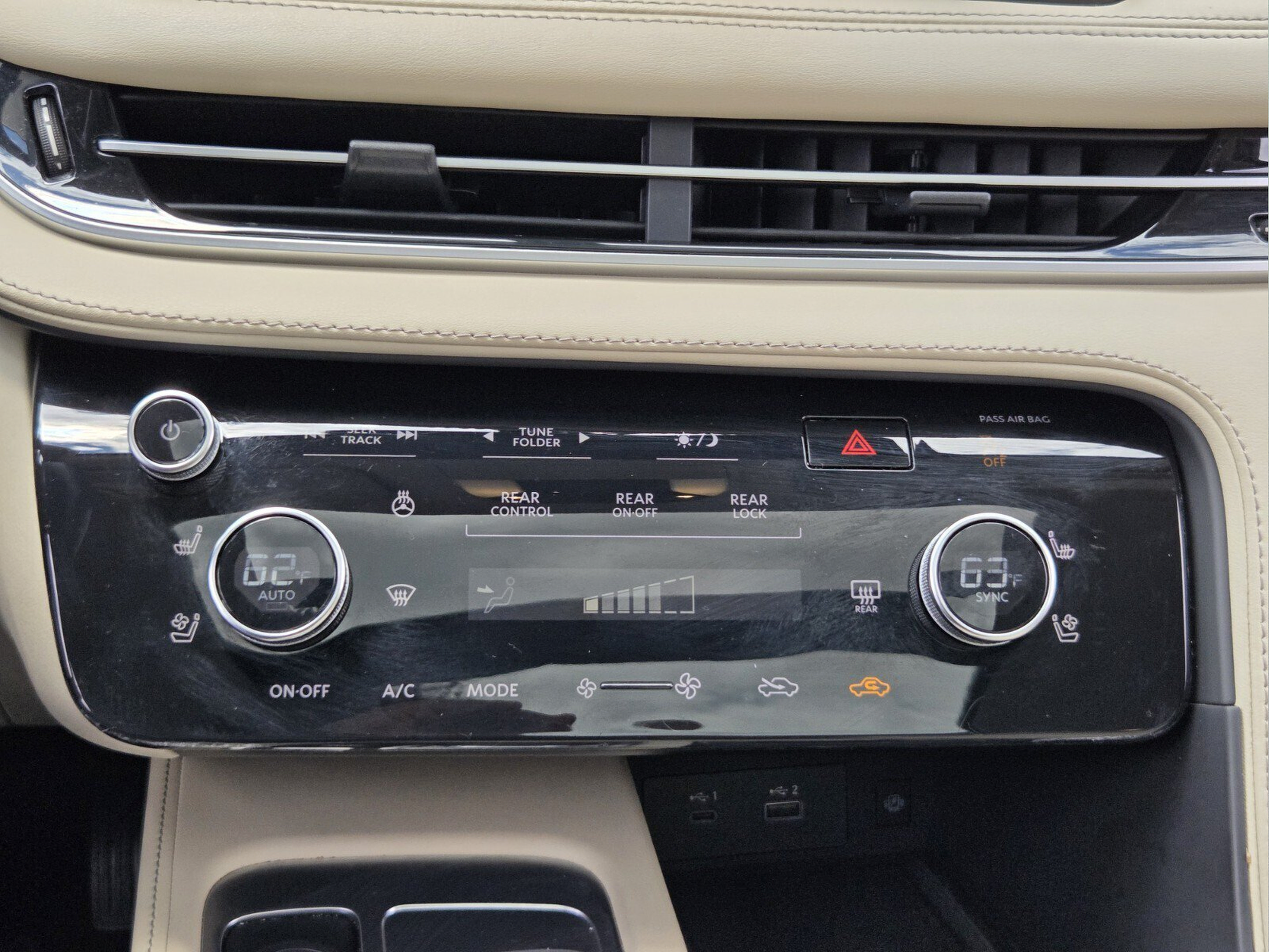 Used 2024 INFINITI QX60 Luxe FWD image 17