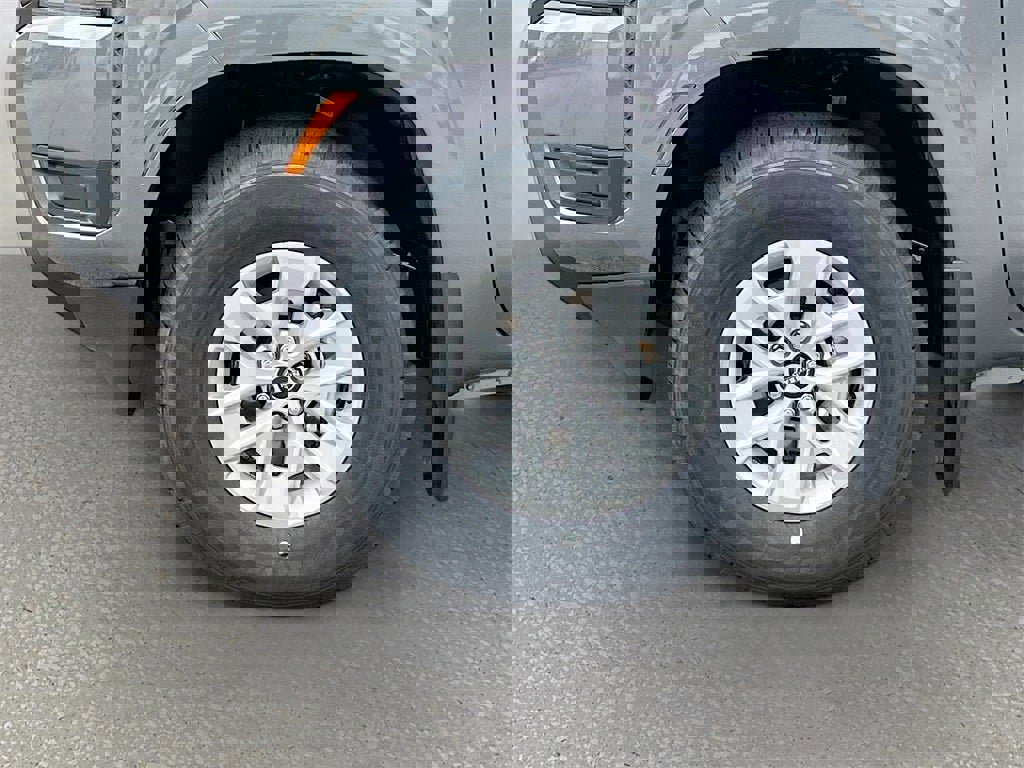 New 2026 Nissan Frontier S image 26