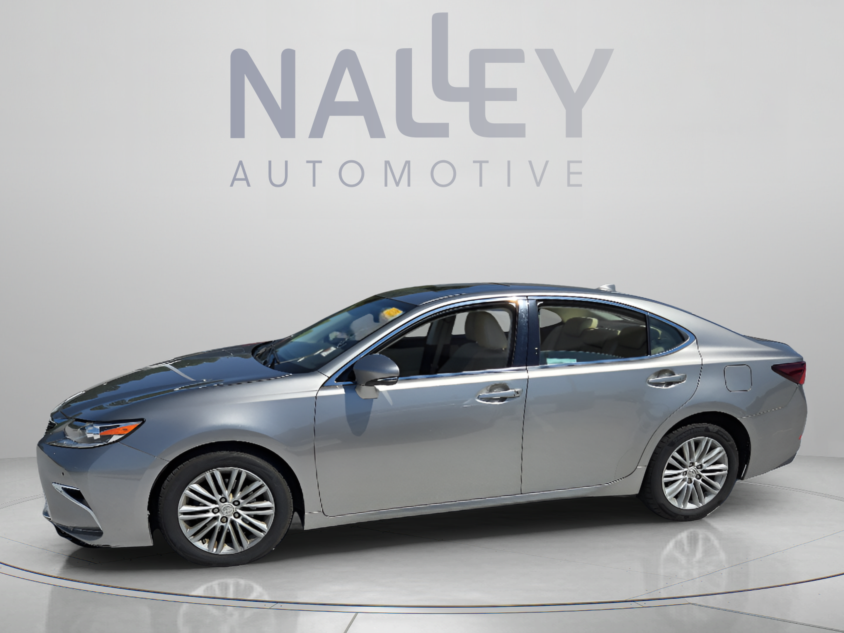Used 2016 Lexus ES 350 w/ Premium Package w/Wood Trim FWD image 2