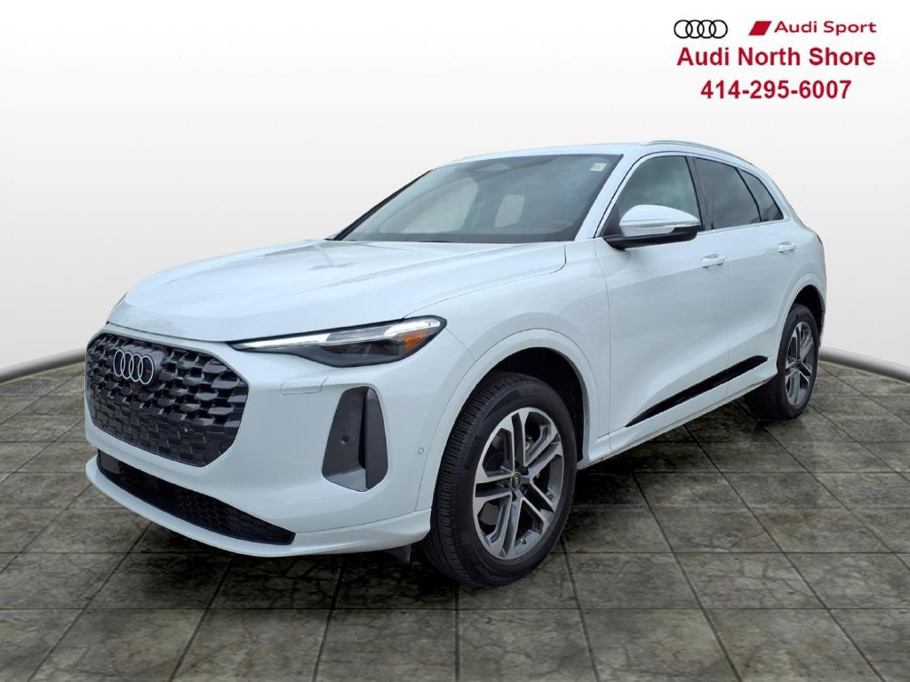 Used 2025 Audi Q5 Premium Plus w/ Premium Plus AWD/4WD image 5