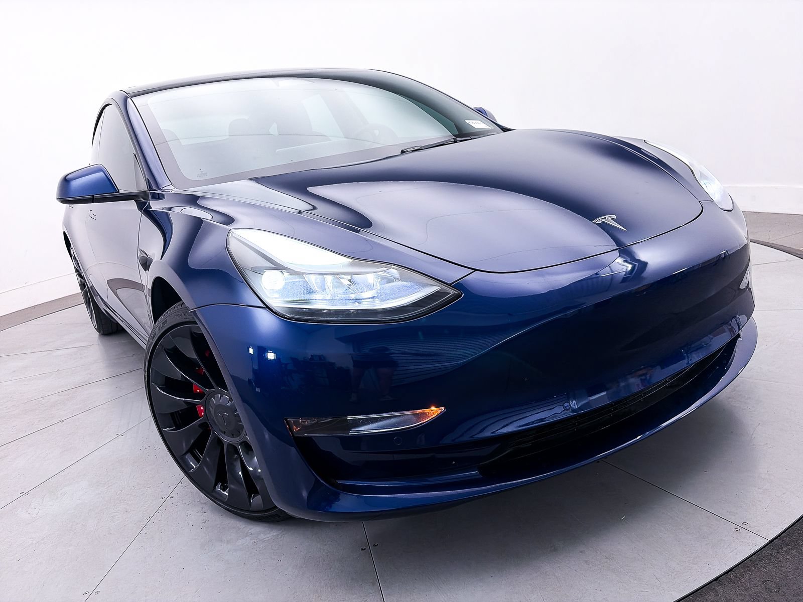 Used 2022 Tesla Model 3 Performance AWD/4WD image 3