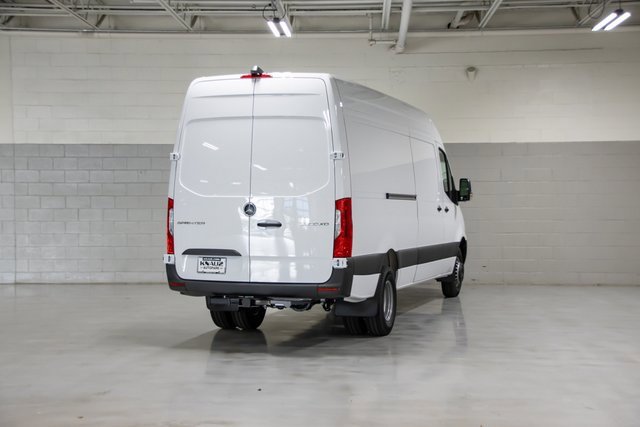 Used 2024 Mercedes-Benz Sprinter 3500 image 6
