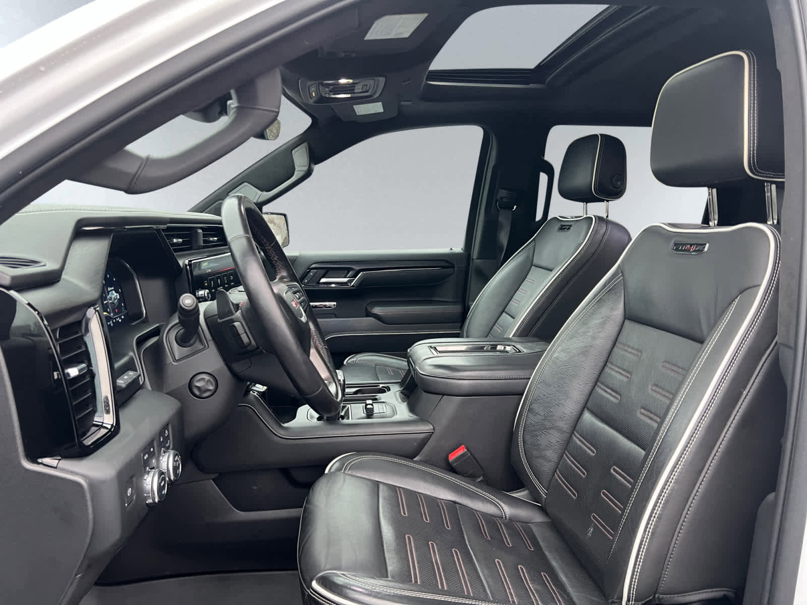 Used 2022 GMC Sierra 1500 AT4X image 6