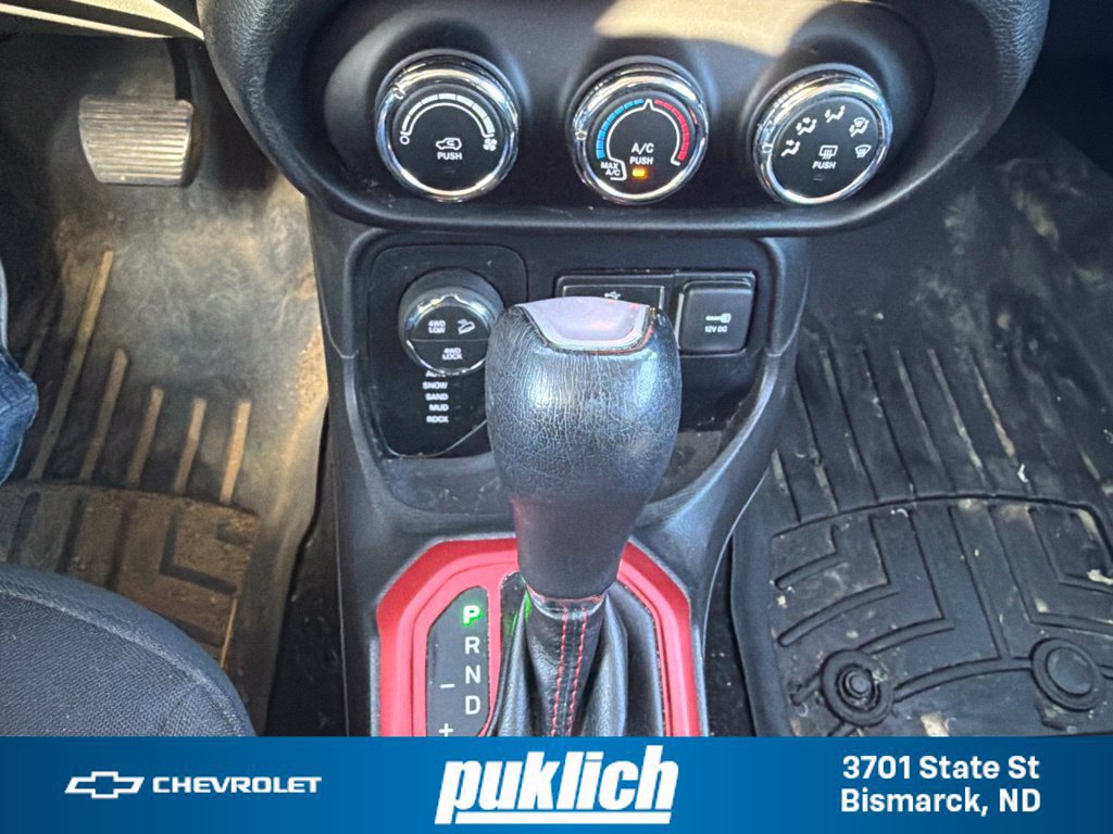 Used 2016 Jeep Renegade Trailhawk AWD/4WD image 15