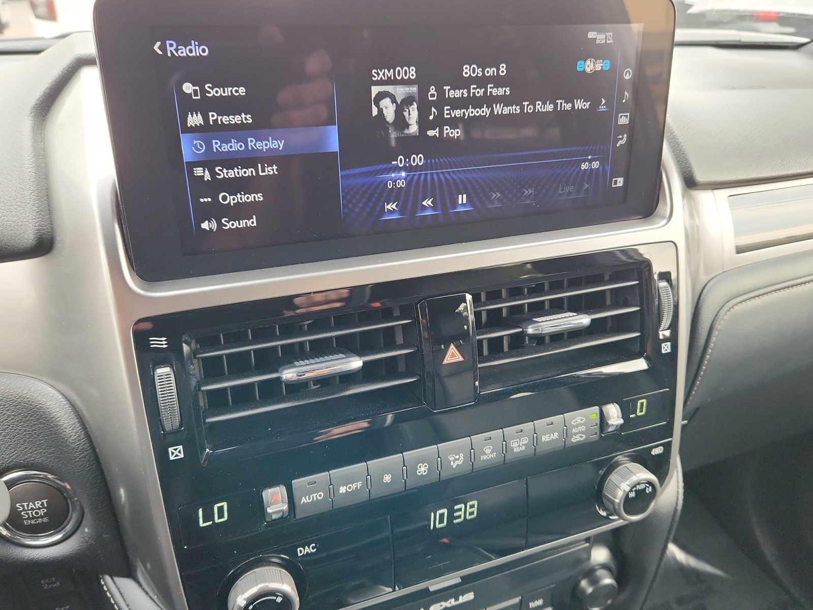 Used 2023 Lexus GX 460 Premium w/ Premium Package AWD/4WD image 26