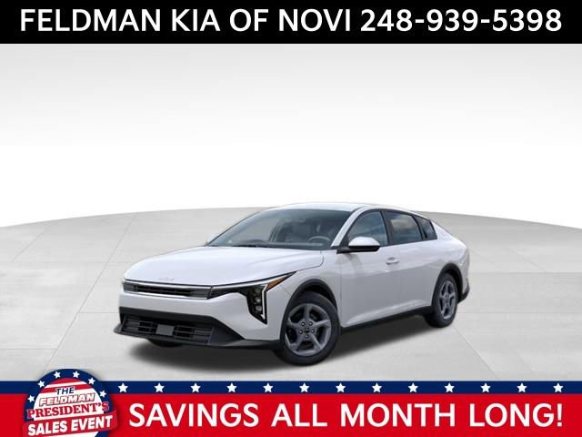 New 2025 Kia K4 LXS image 1