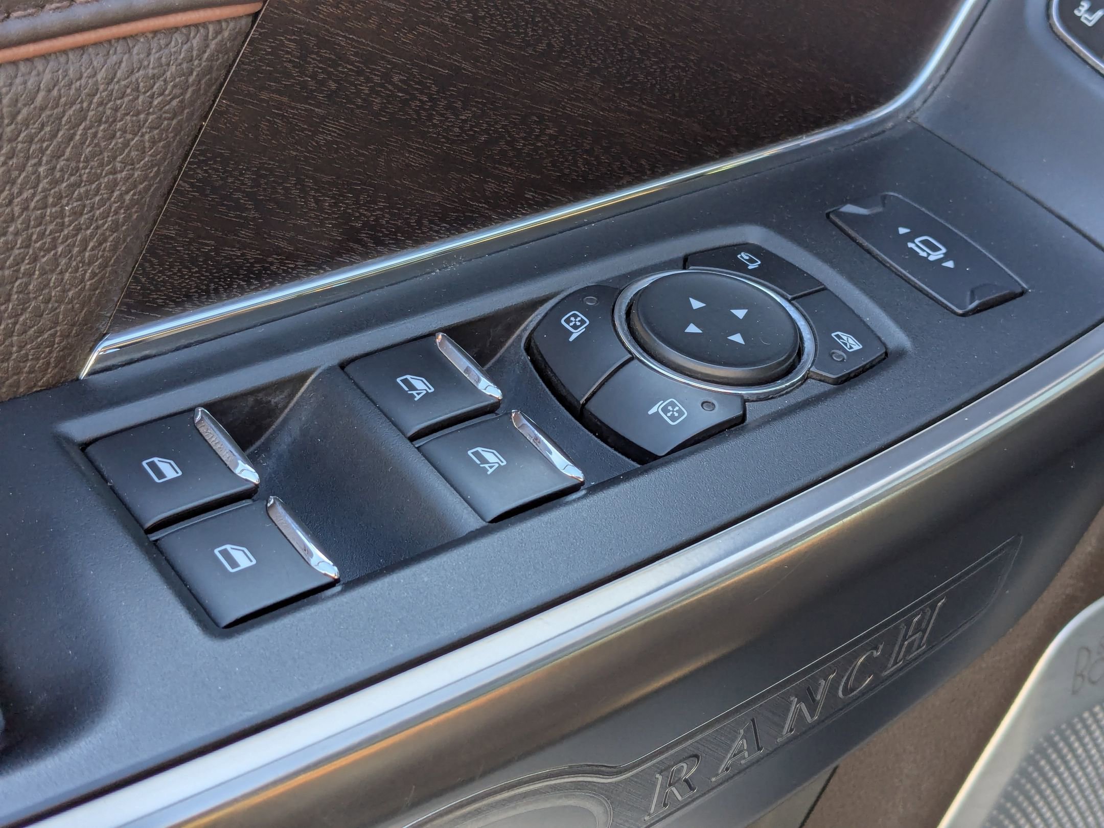 Used 2023 Ford F450 King Ranch w/ Chrome Package image 14