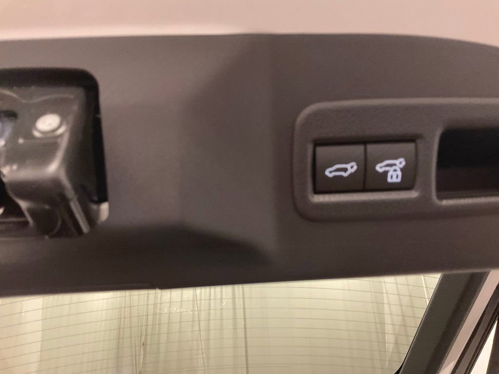 New 2026 Subaru Solterra Premium image 25