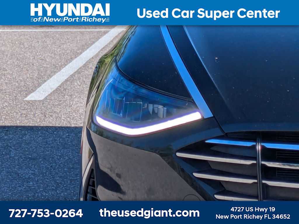Used 2022 Hyundai Sonata SE w/ Cargo Package FWD image 9