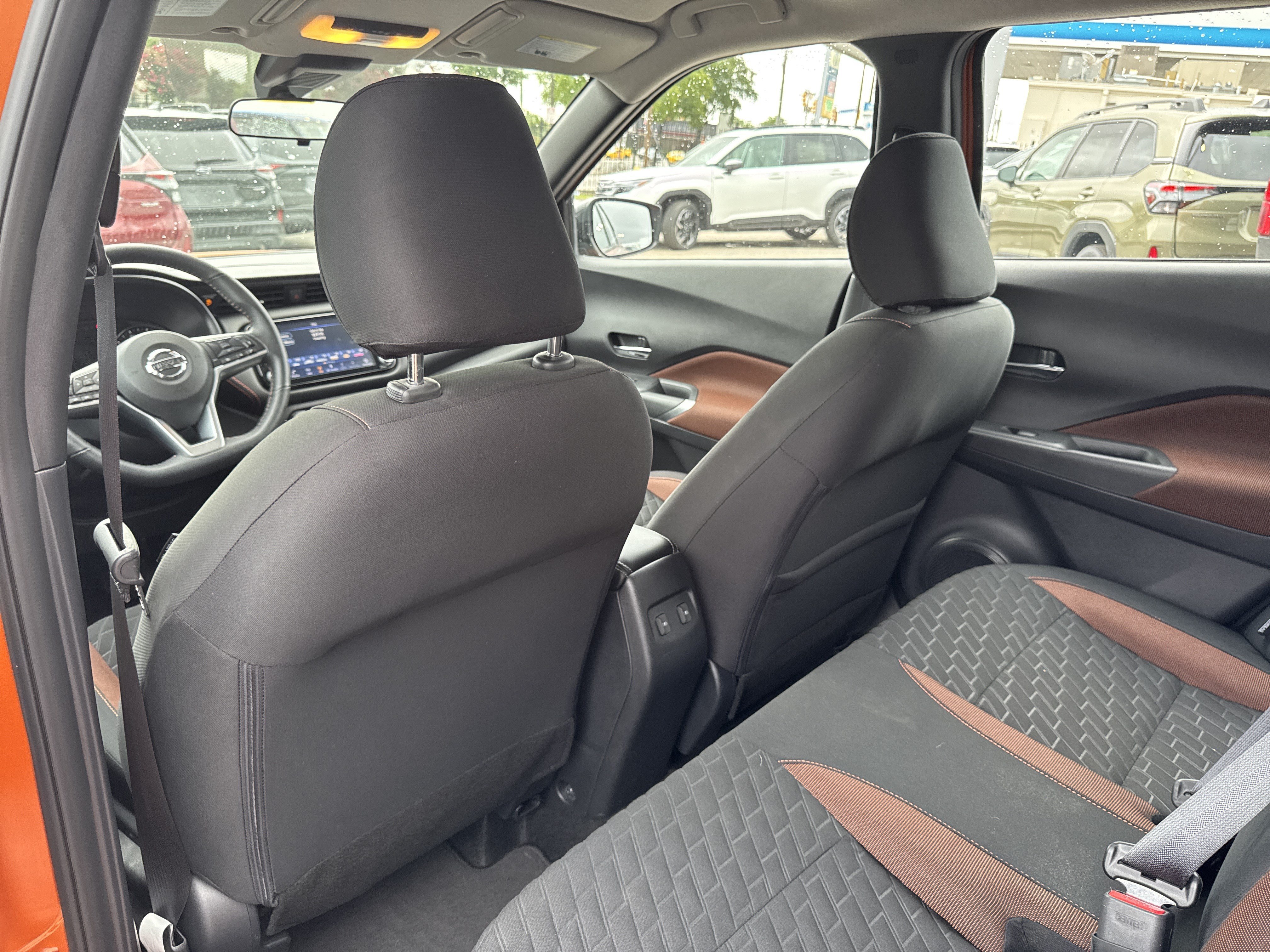 Used 2021 Nissan Kicks SR FWD image 3