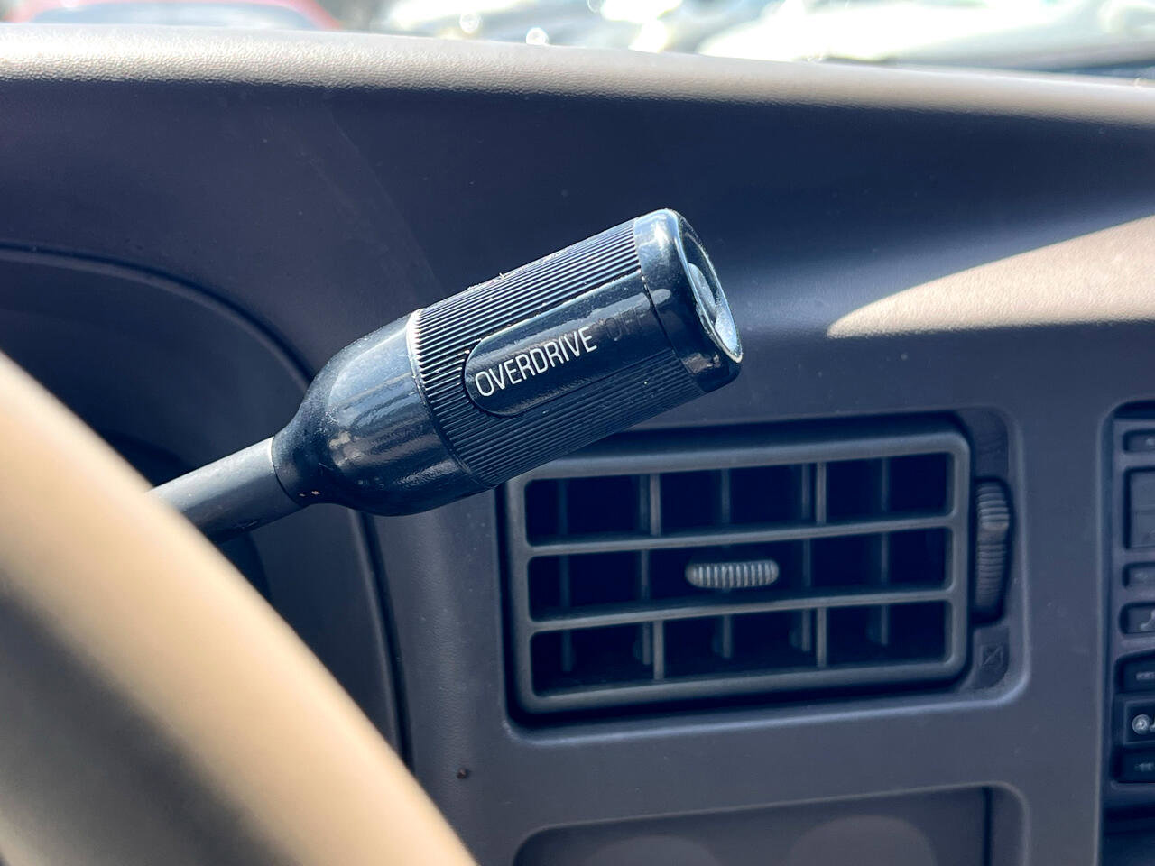 Used 2001 Ford Excursion Limited image 61