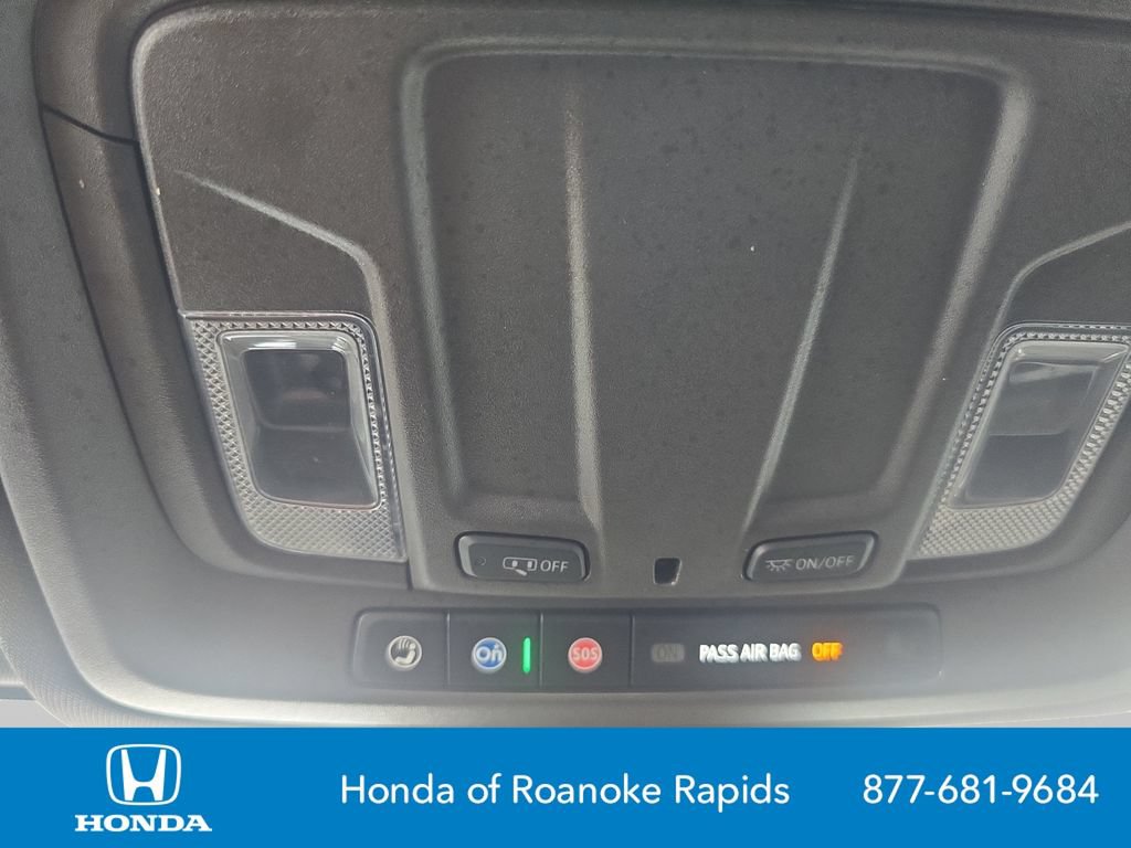 Used 2025 GMC Sierra 1500 SLT RWD image 25