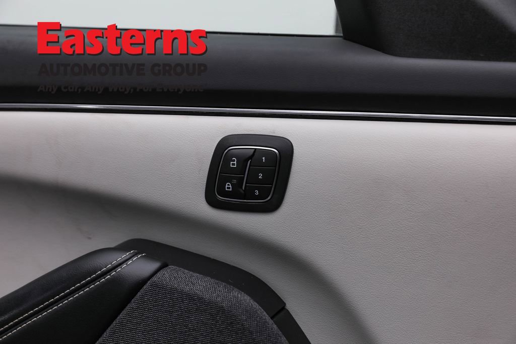 Used 2022 Ford Mustang Mach-E Premium image 22